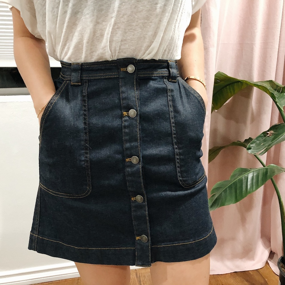 Club Monaco denim skirt
